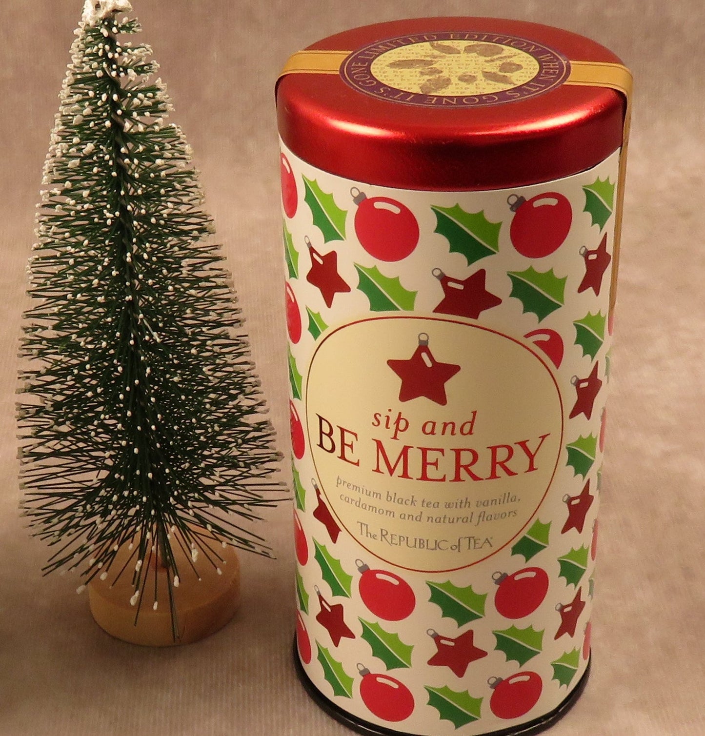 Holiday Cheer Cozy Tea Gift Set