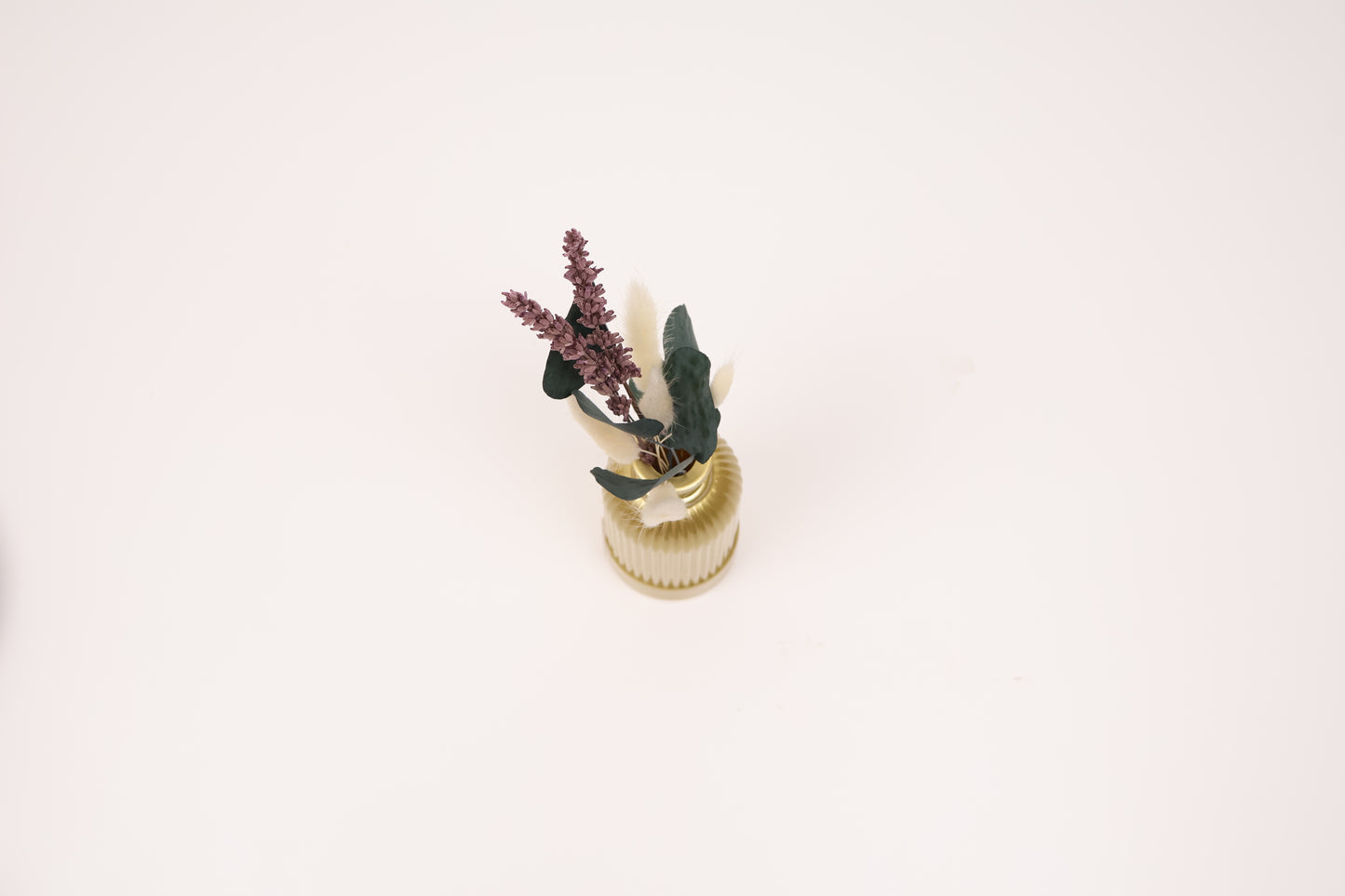 Elegant Entertaining Gift Box with a Bamboo Cheese Board and Copper Shaker