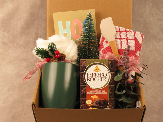 Cozy Christmas Mug & Treats Gift Box