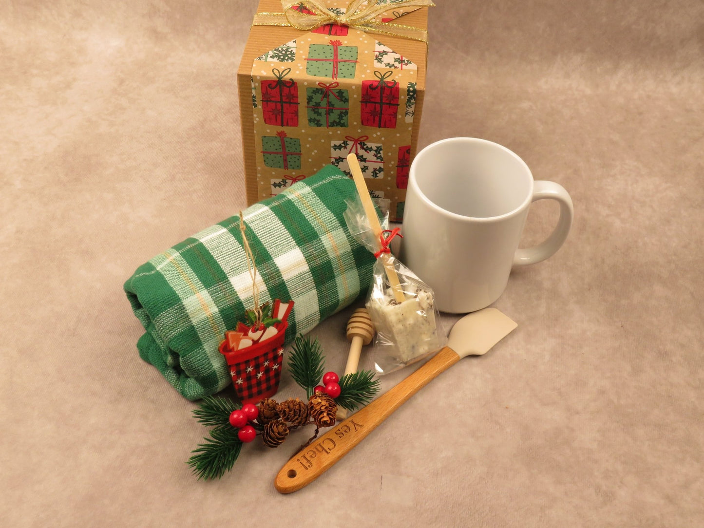 Christmas Mug Gift Set with Accessories - Gifterria - Gift Set