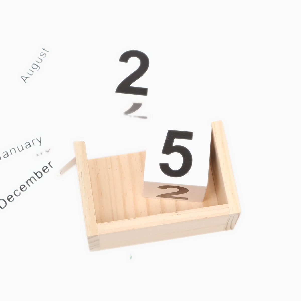 Cozy Christmas Gift Box - wooden date block