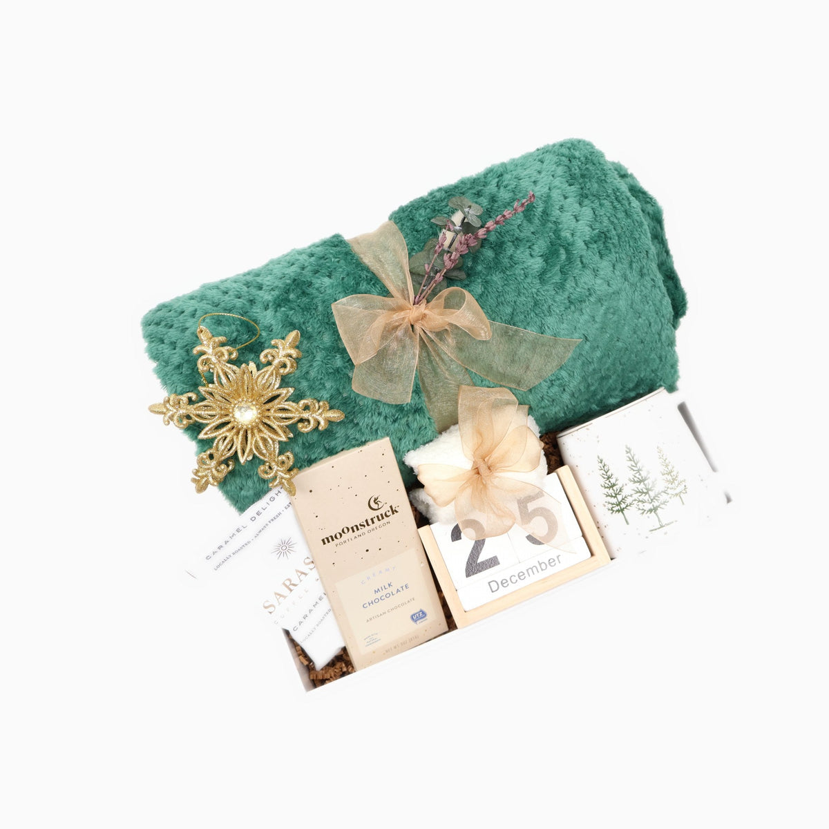 Cozy Christmas Gift Box - full box