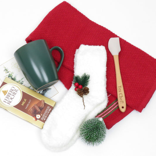 Cozy Christmas Mug & Treats Gift Box - Gifterria US -