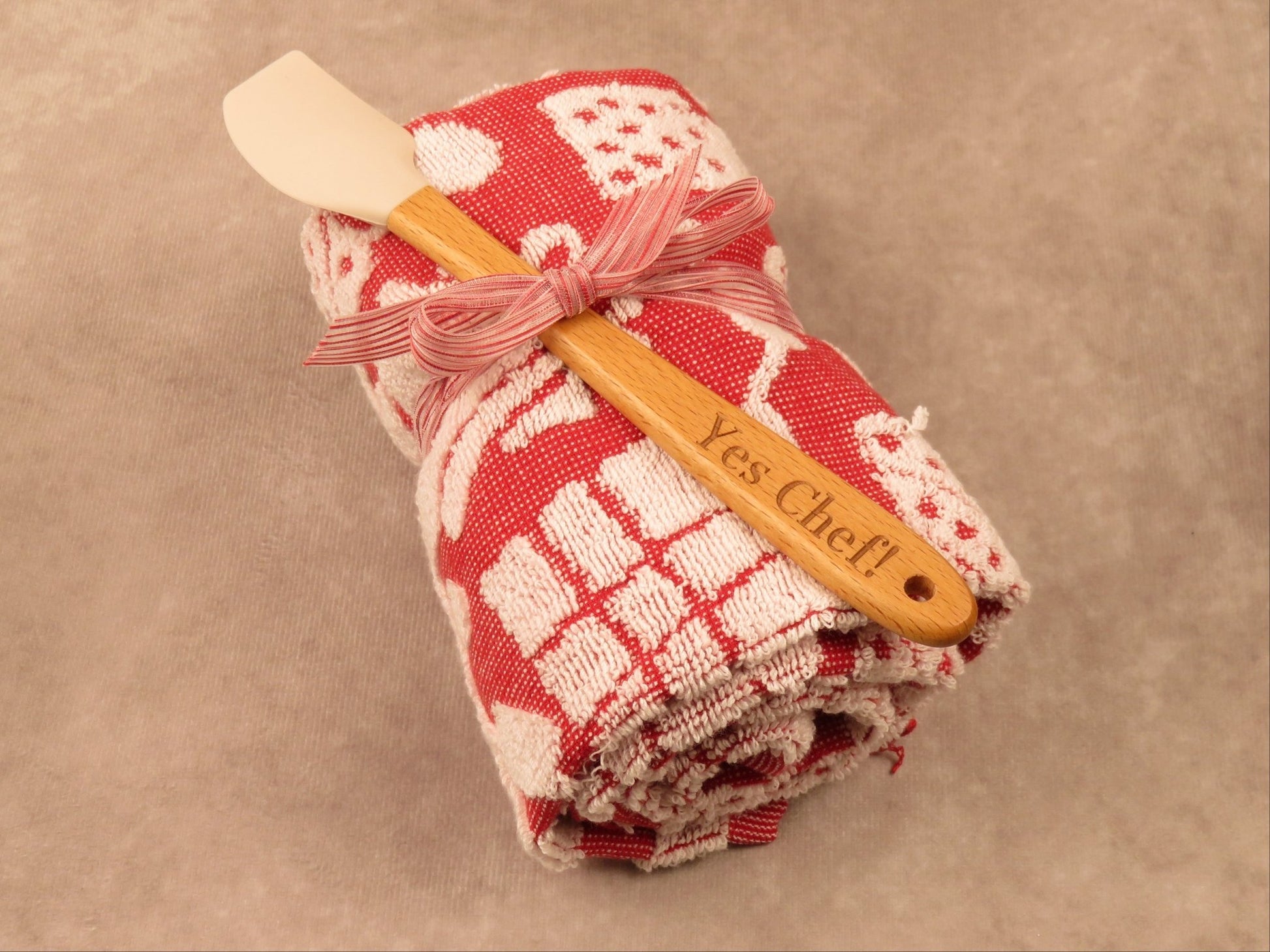 Cozy Christmas Mug & Treats Gift Box - Gifterria - 