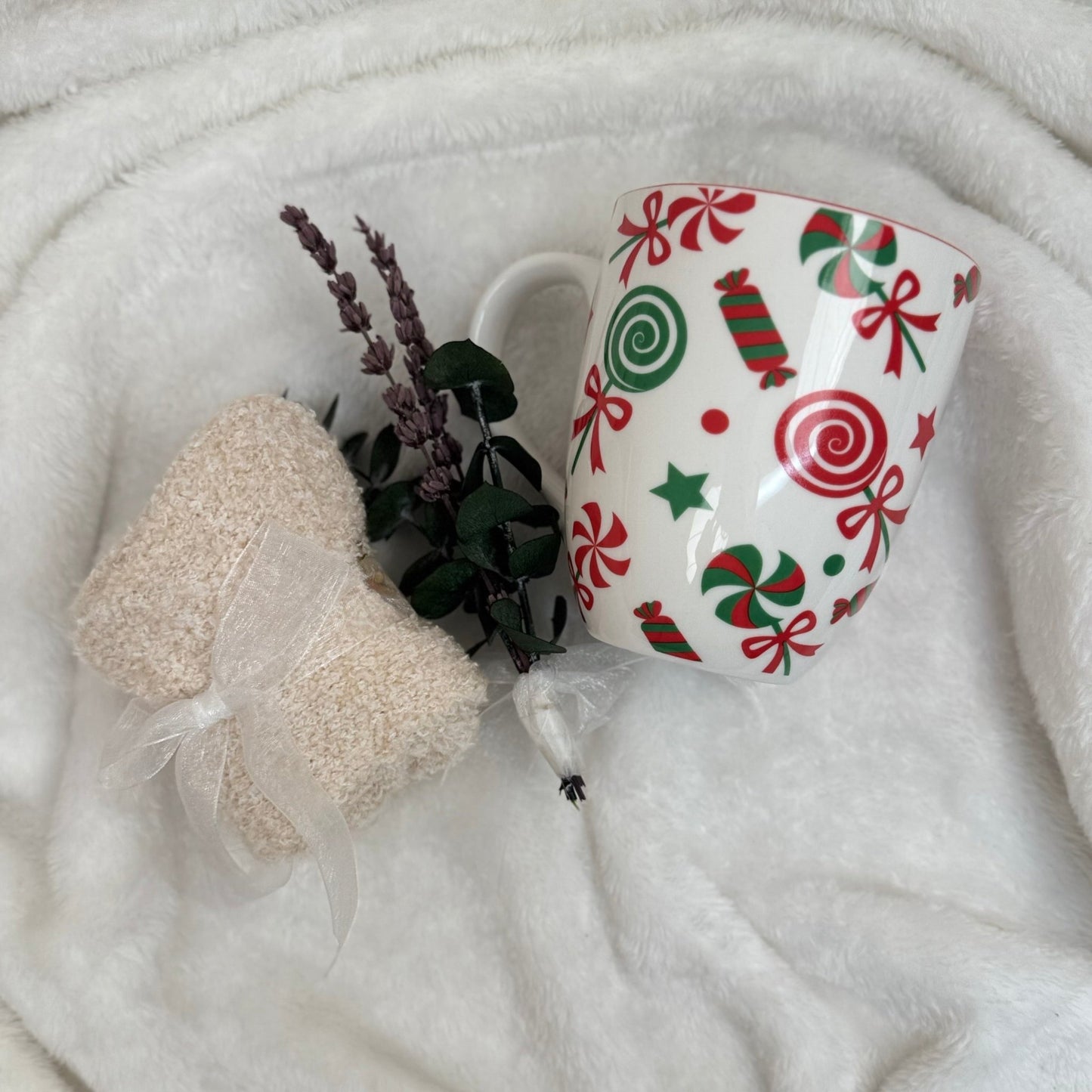 Cozy Winter Gift Box - Special Occasion Ready - Gifterria - 