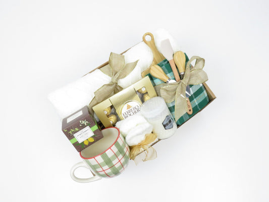 Cozy Winter Gift Box - Special Occasion Ready - Gifterria US - 