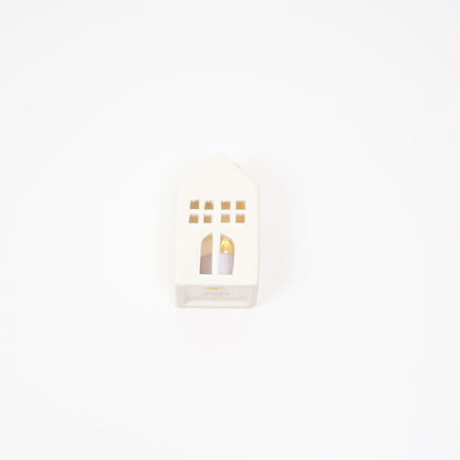Cozy Winter Gift Box with a Plush Throw, Village Mugs and an LED House - Gifterria US - Gift Box