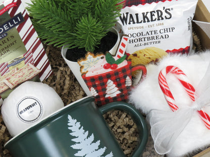Holiday Gift Box with Gourmet Treats and Festive Decor - Gifterria US - Gift Box