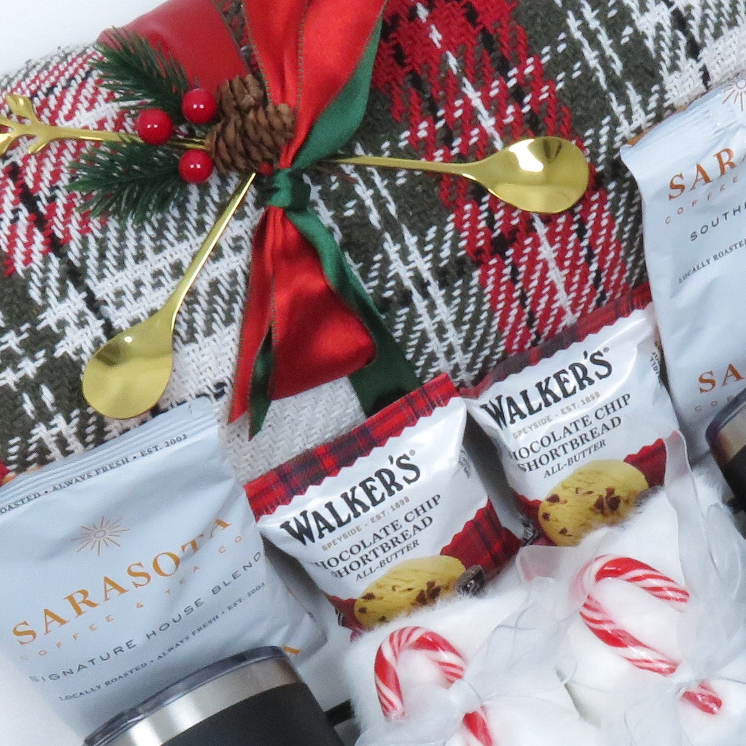 Holiday Warmth & Joy Gift Set with Mugs and Gourmet Treats - Gifterria US - Gift Set