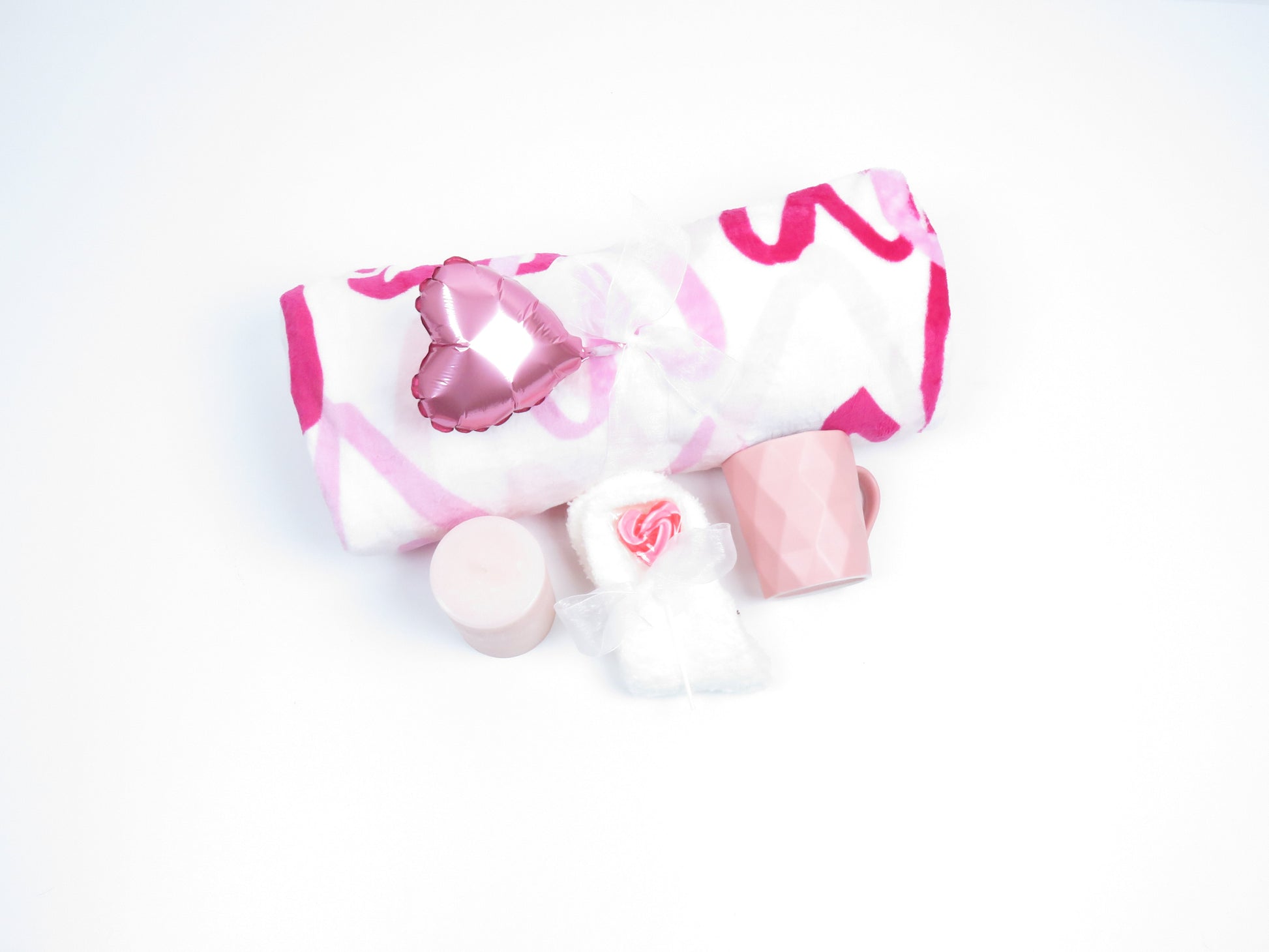 Romantic Gift Set with Cozy Blanket and Sweet Treats - Gifterria US - Gift Sets