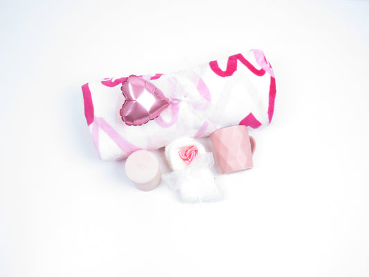 Romantic Gift Set with Cozy Blanket and Sweet Treats - Gifterria US - Gift Sets