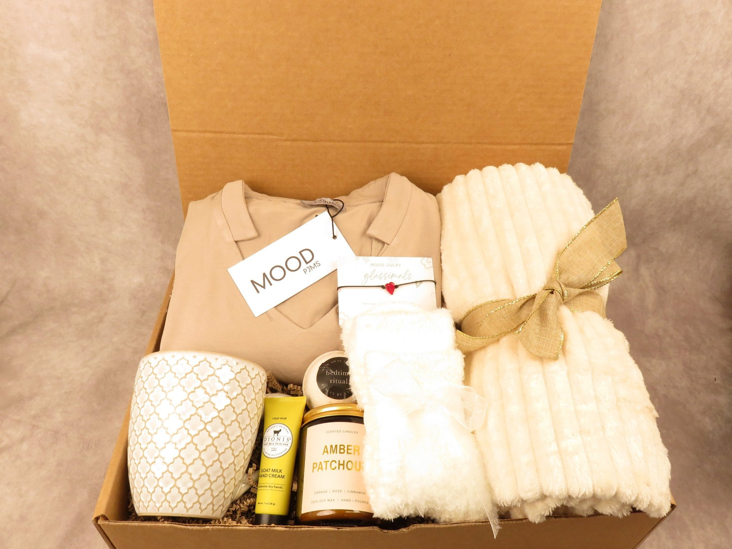The Cozy Luxe Gift Box - Gifterria - 